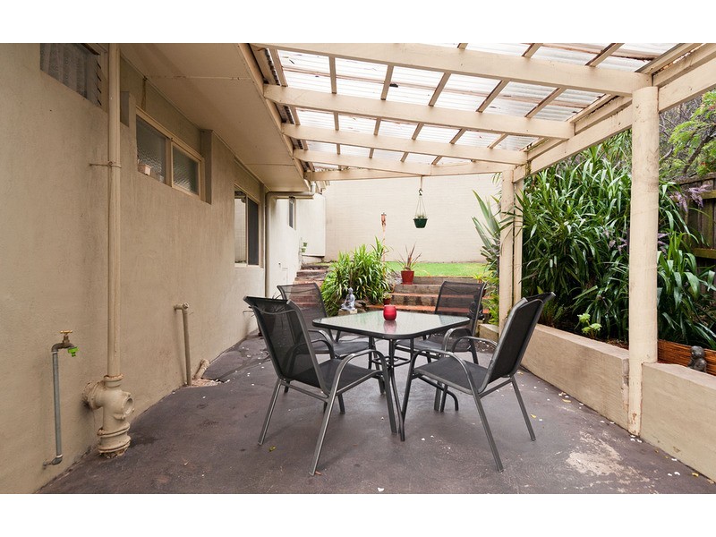 2/27 Humber Road, Croydon North VIC 3136