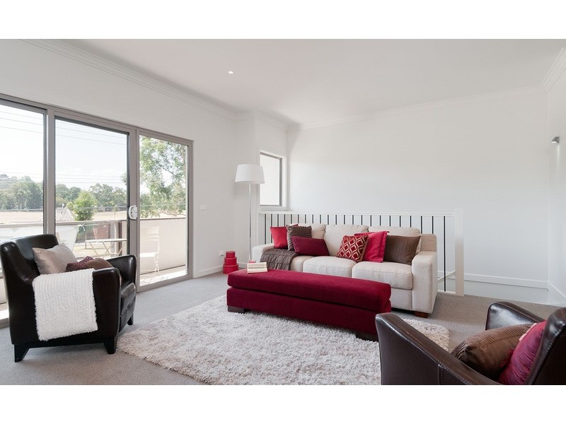 98 -100 Brice Avenue, Mooroolbark VIC 3138