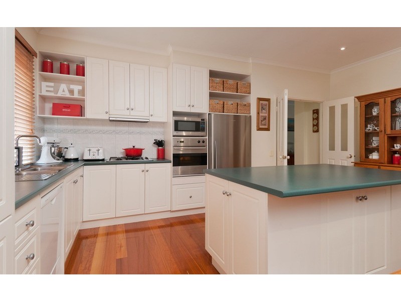 17 Yarra Valley Boulevard, Chirnside Park VIC 3116