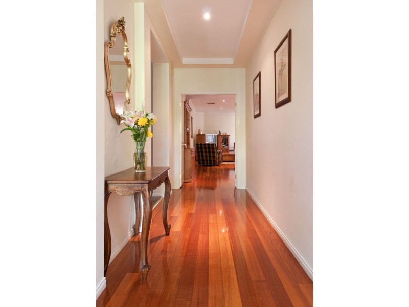 17 Yarra Valley Boulevard, Chirnside Park VIC 3116