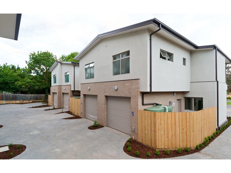 2-5/98-100 Brice Avenue, Mooroolbark VIC 3138