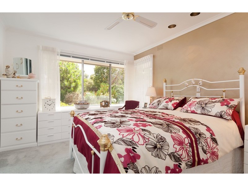 29 Lee Ann Crescent, Croydon VIC 3136