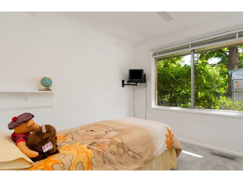 29 Lee Ann Crescent, Croydon VIC 3136