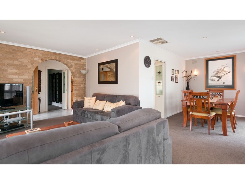 68 Meadowgate Drive, Chirnside Park VIC 3116