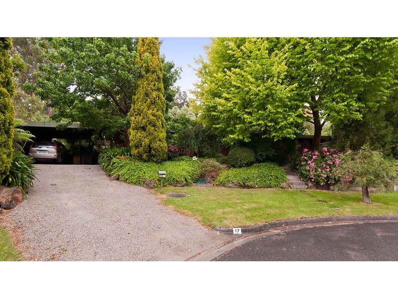 17 Willow Court, Kilsyth VIC 3137