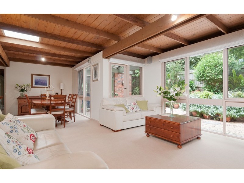 17 Willow Court, Kilsyth VIC 3137