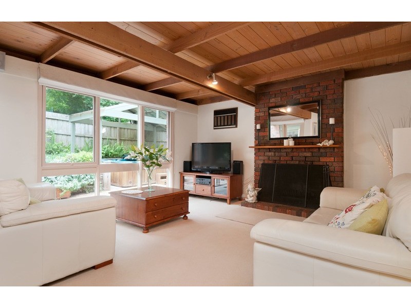 17 Willow Court, Kilsyth VIC 3137