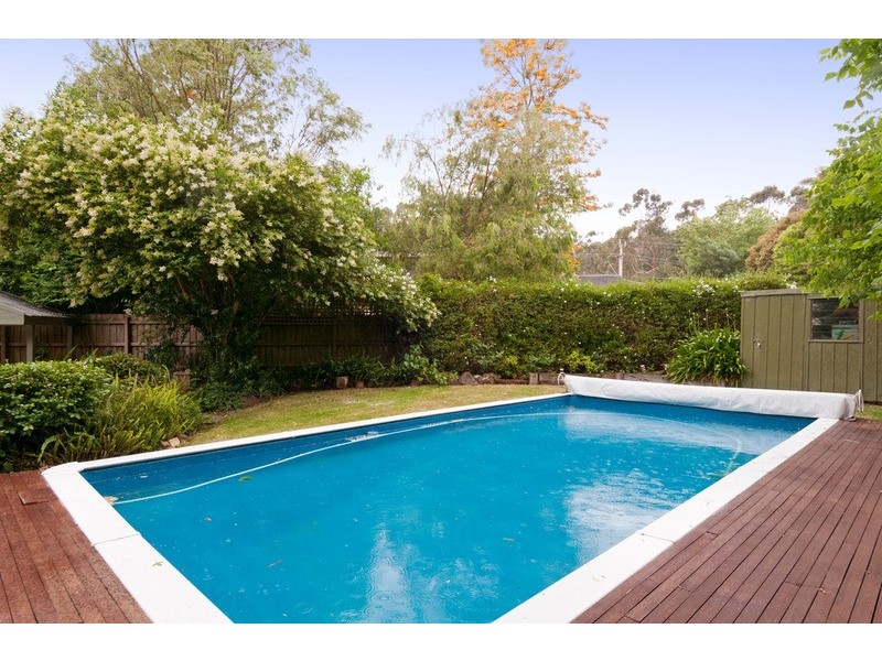 17 Willow Court, Kilsyth VIC 3137