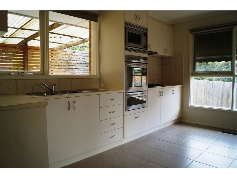 92 Cardigan Road, Mooroolbark VIC 3138