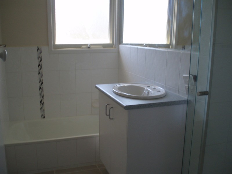 1/59 Dryden Concourse, Mooroolbark VIC 3138