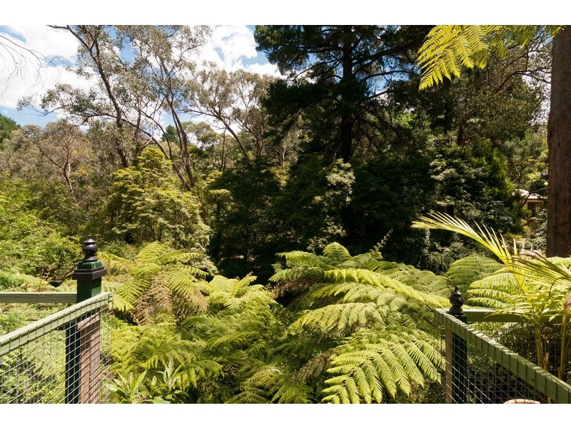 9 Wattle Avenue, Mount Evelyn VIC 3796