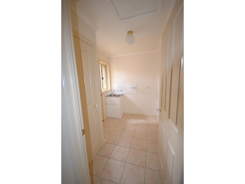 3/12 Railway Crescent, Croydon VIC 3136