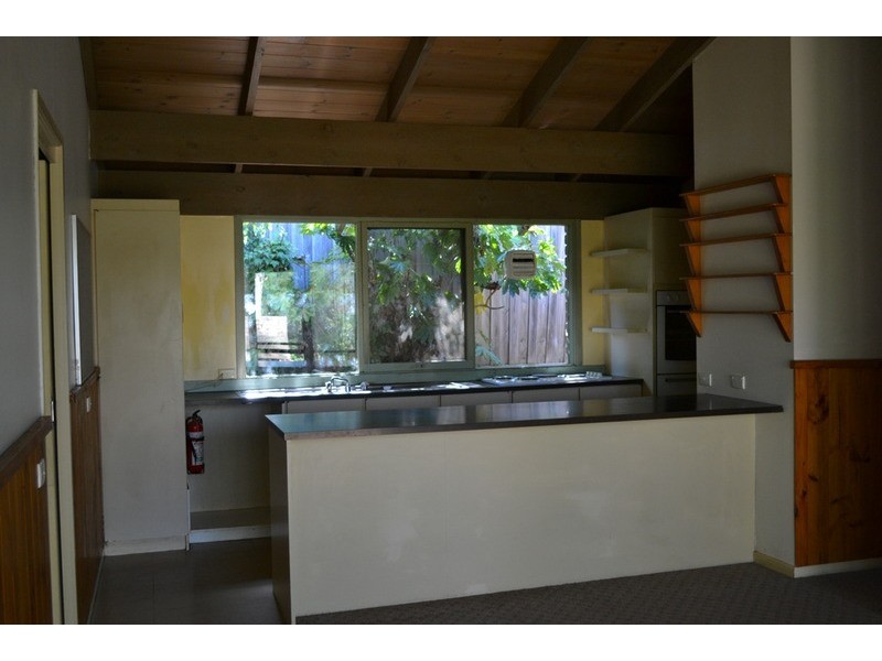 38 Churchill  Drive, Mooroolbark VIC 3138