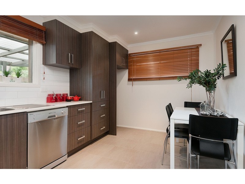 56 Longfellow Avenue, Mooroolbark VIC 3138