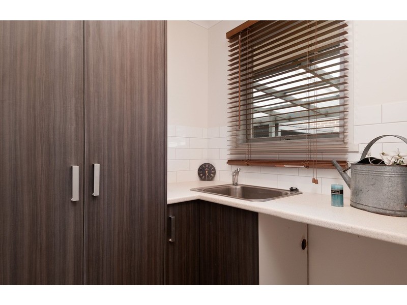56 Longfellow Avenue, Mooroolbark VIC 3138