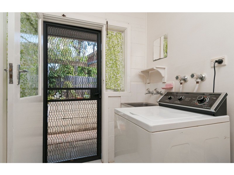 2/96 Sherlock Road, Mooroolbark VIC 3138