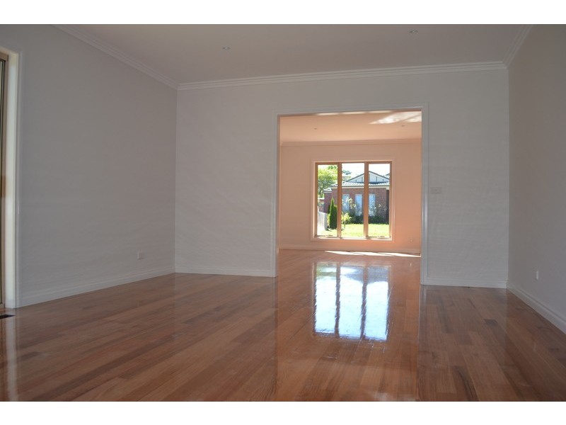 3 Saxon Drive, Mooroolbark VIC 3138