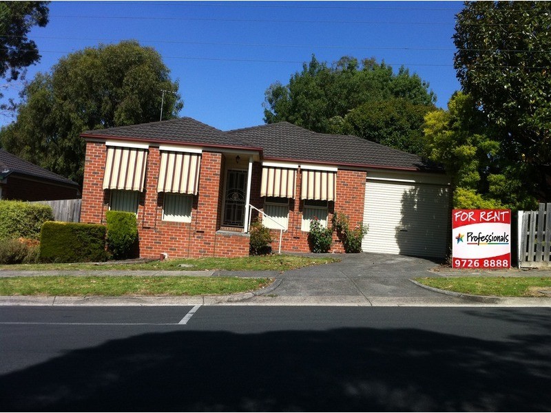 1a Bathurst Street, Mooroolbark VIC 3138