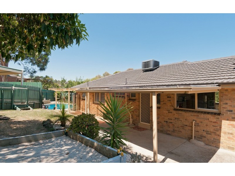 13 Alawara Drive, Mooroolbark VIC 3138