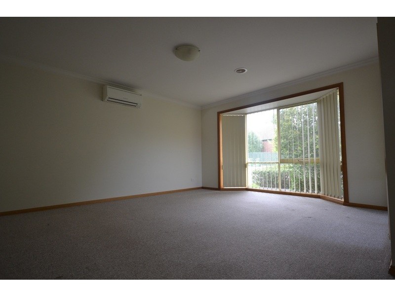 1/6 Devenish Avenue, Montrose VIC 3765