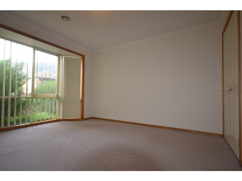 1/6 Devenish Avenue, Montrose VIC 3765