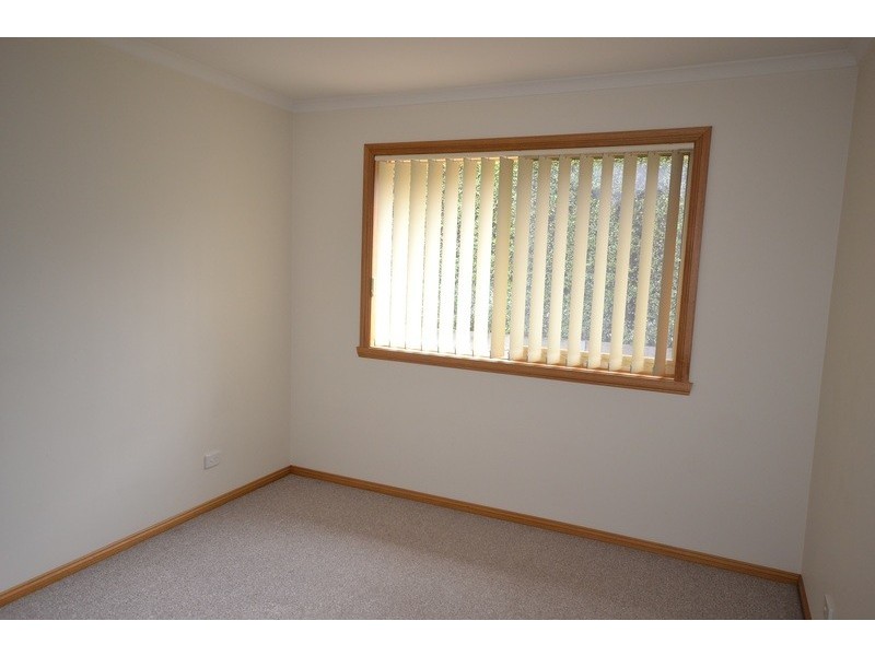 1/6 Devenish Avenue, Montrose VIC 3765