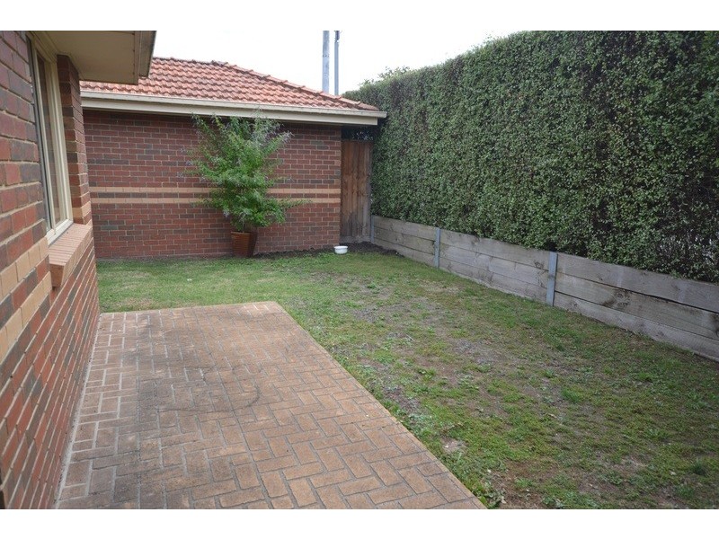 1/6 Devenish Avenue, Montrose VIC 3765