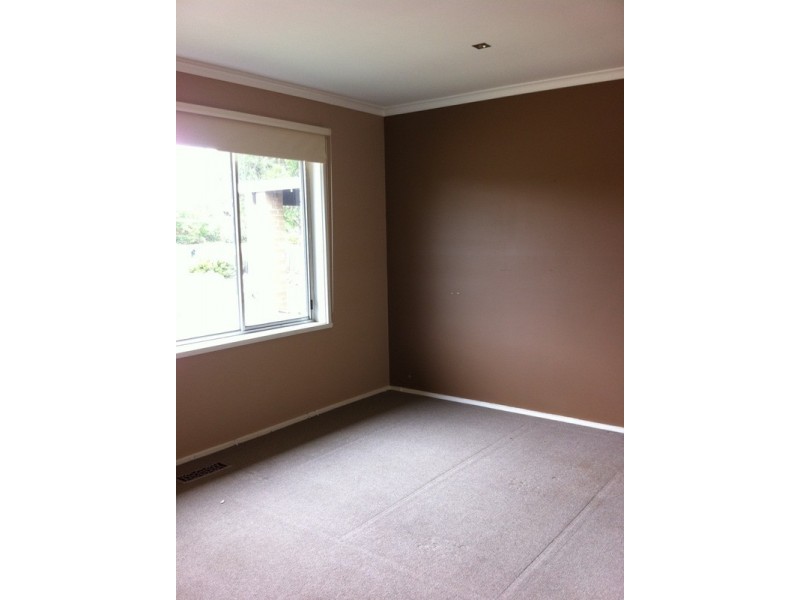 89 Sellick  Drive, Croydon VIC 3136