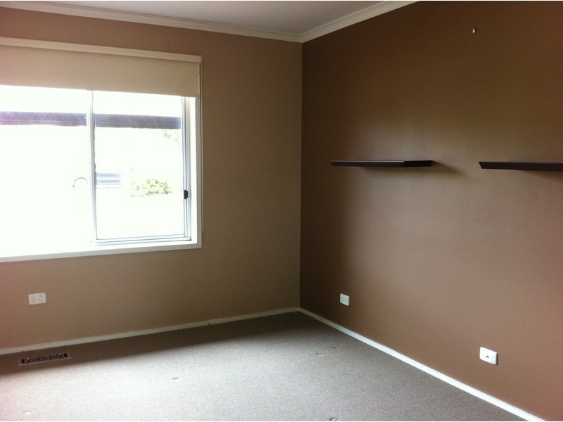 89 Sellick  Drive, Croydon VIC 3136