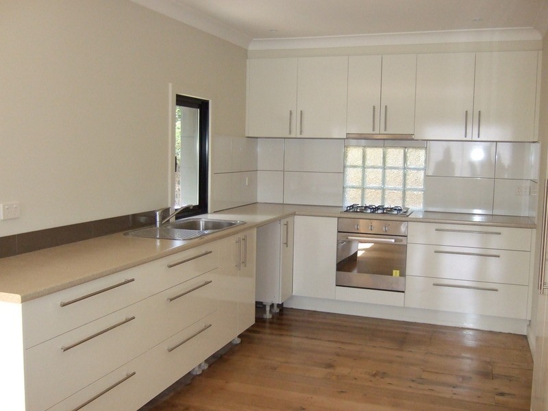 11 Aintree Street, Mooroolbark VIC 3138