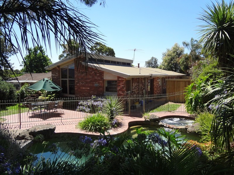 30 Harvest Drive, Chirnside Park VIC 3116