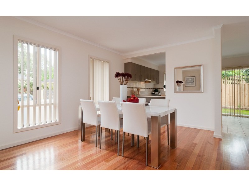 9/15-17 Manchester Road, Mooroolbark VIC 3138