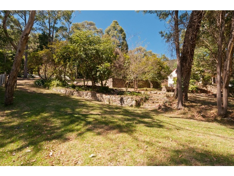 27 Browns Road, Montrose VIC 3765