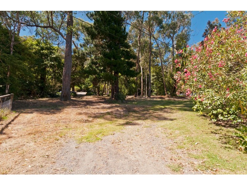 27 Browns Road, Montrose VIC 3765