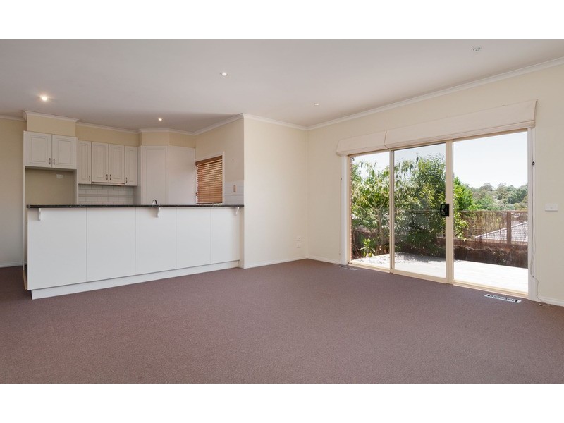 15a Sheldon Avenue, Mooroolbark VIC 3138