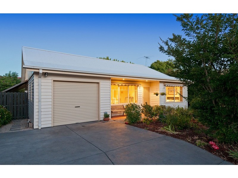 2 McAlice Place, Croydon VIC 3136