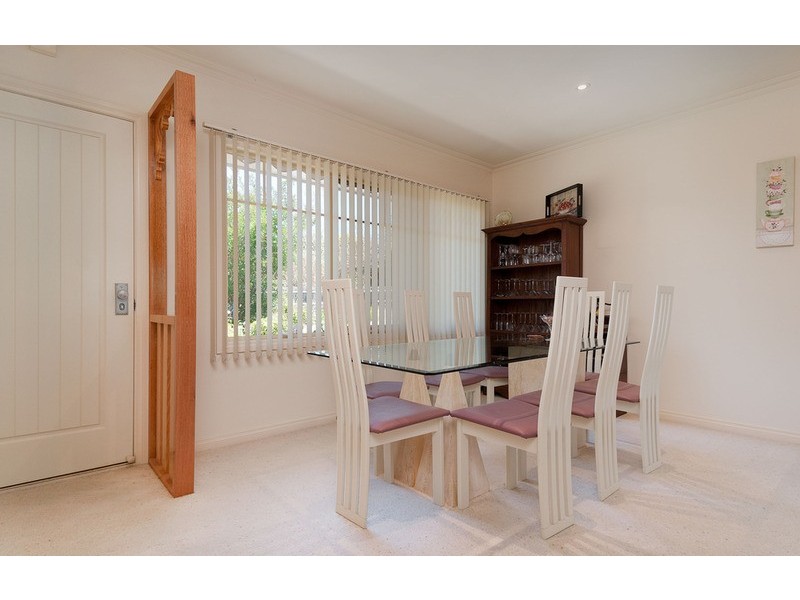 2 McAlice Place, Croydon VIC 3136