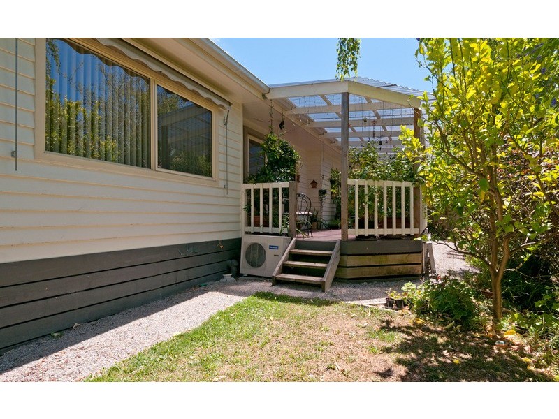 2 McAlice Place, Croydon VIC 3136