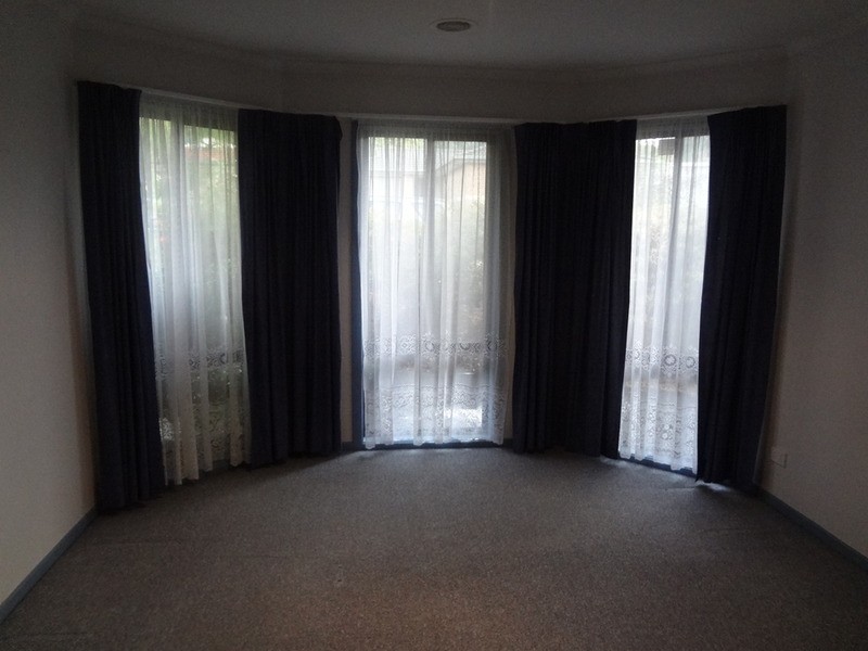 5 Charlwood Drive, Mooroolbark VIC 3138