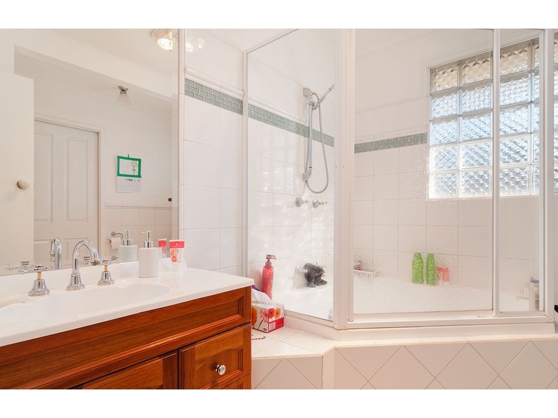 5 Lawson  Road, Mooroolbark VIC 3138