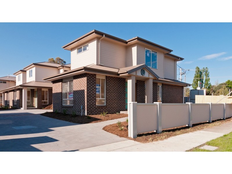 1/15-17  Manchester Road, Mooroolbark VIC 3138