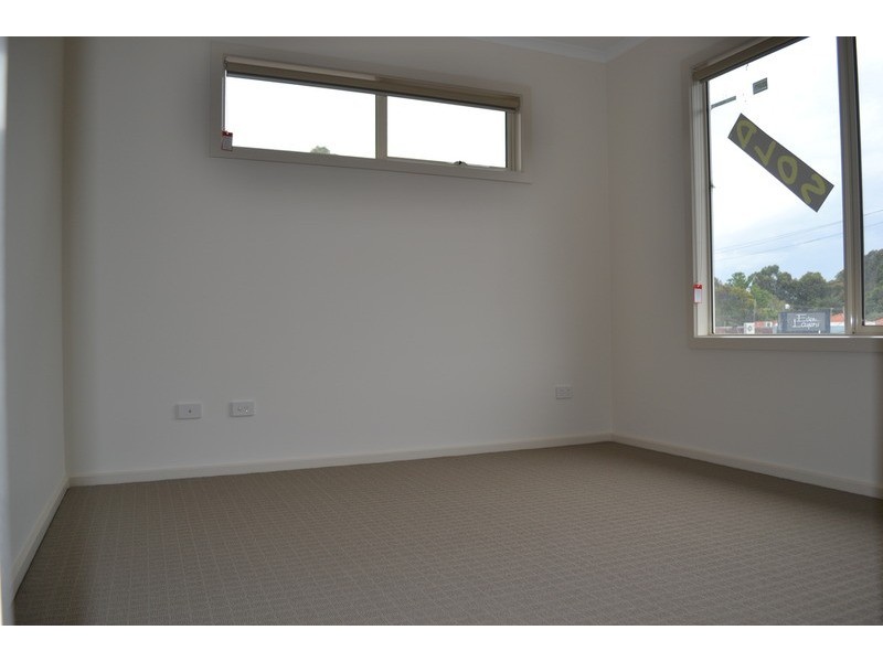 1/15-17  Manchester Road, Mooroolbark VIC 3138