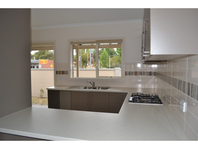 1/15-17  Manchester Road, Mooroolbark VIC 3138