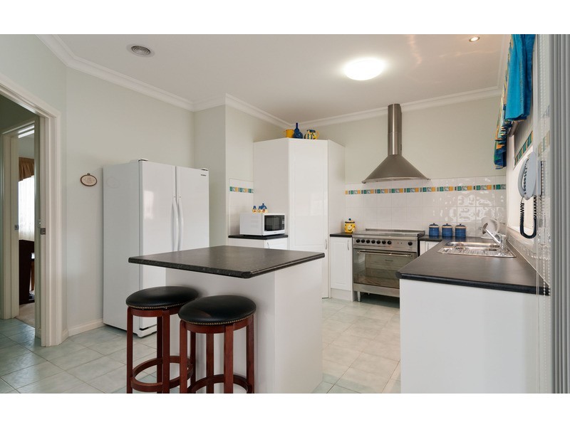 2/64 Cardigan Road, Mooroolbark VIC 3138