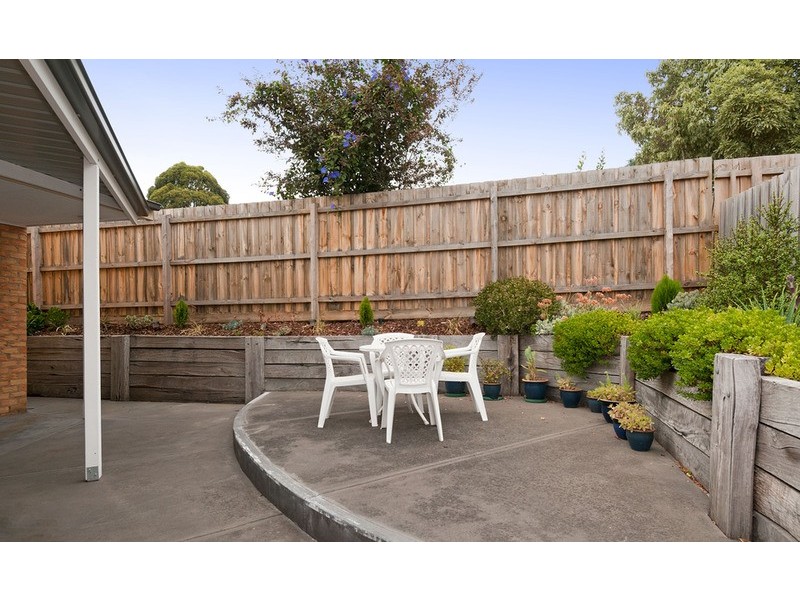 2/64 Cardigan Road, Mooroolbark VIC 3138