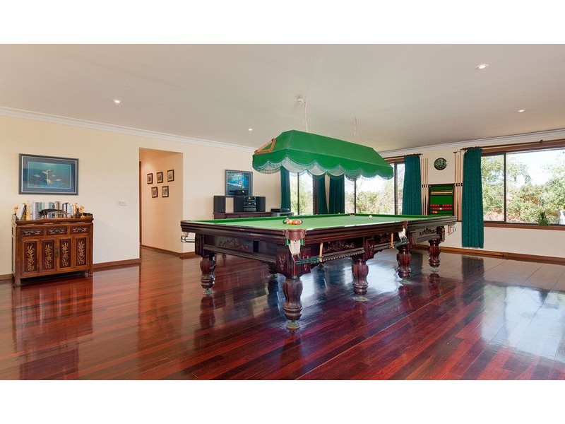 2 Drysdale Place, Mooroolbark VIC 3138