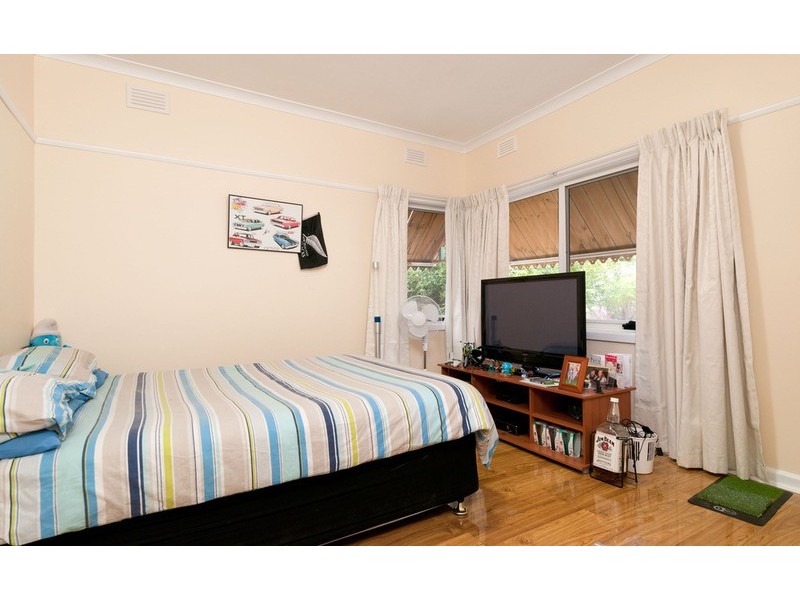21 Alford Avenue, Mooroolbark VIC 3138
