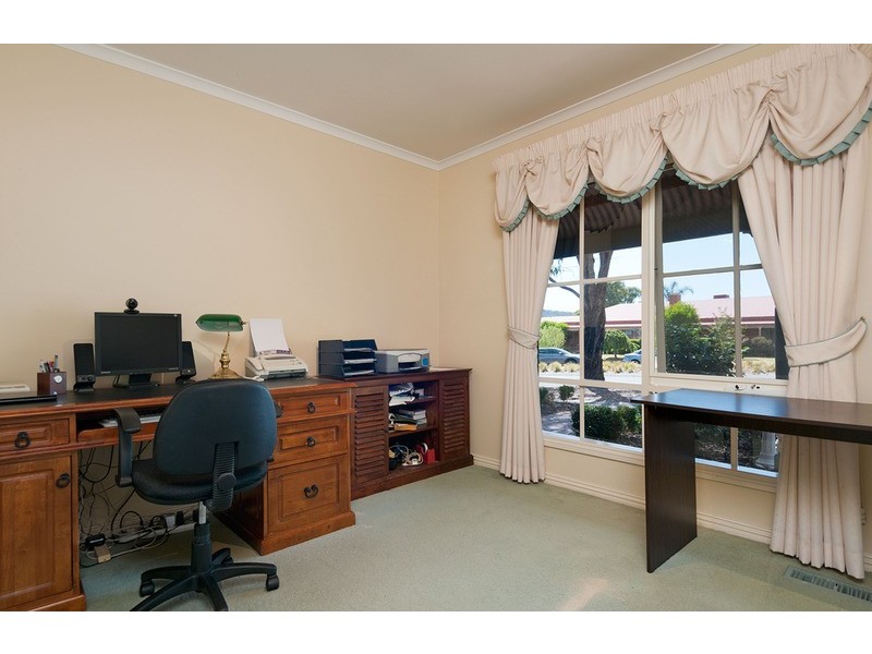 58 Lakeview Drive, Lilydale VIC 3140