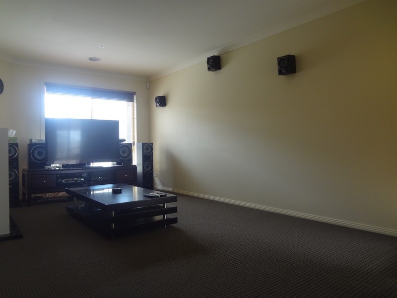 2/36 Blackburn Road, Mooroolbark VIC 3138