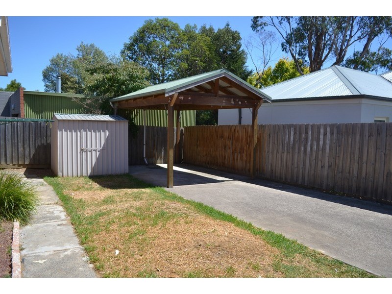 1/9 Geoffrey Drive, Kilsyth VIC 3137